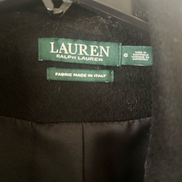 Lauren Ralph Lauren. Extra buttons included. - Picture 5 of 7